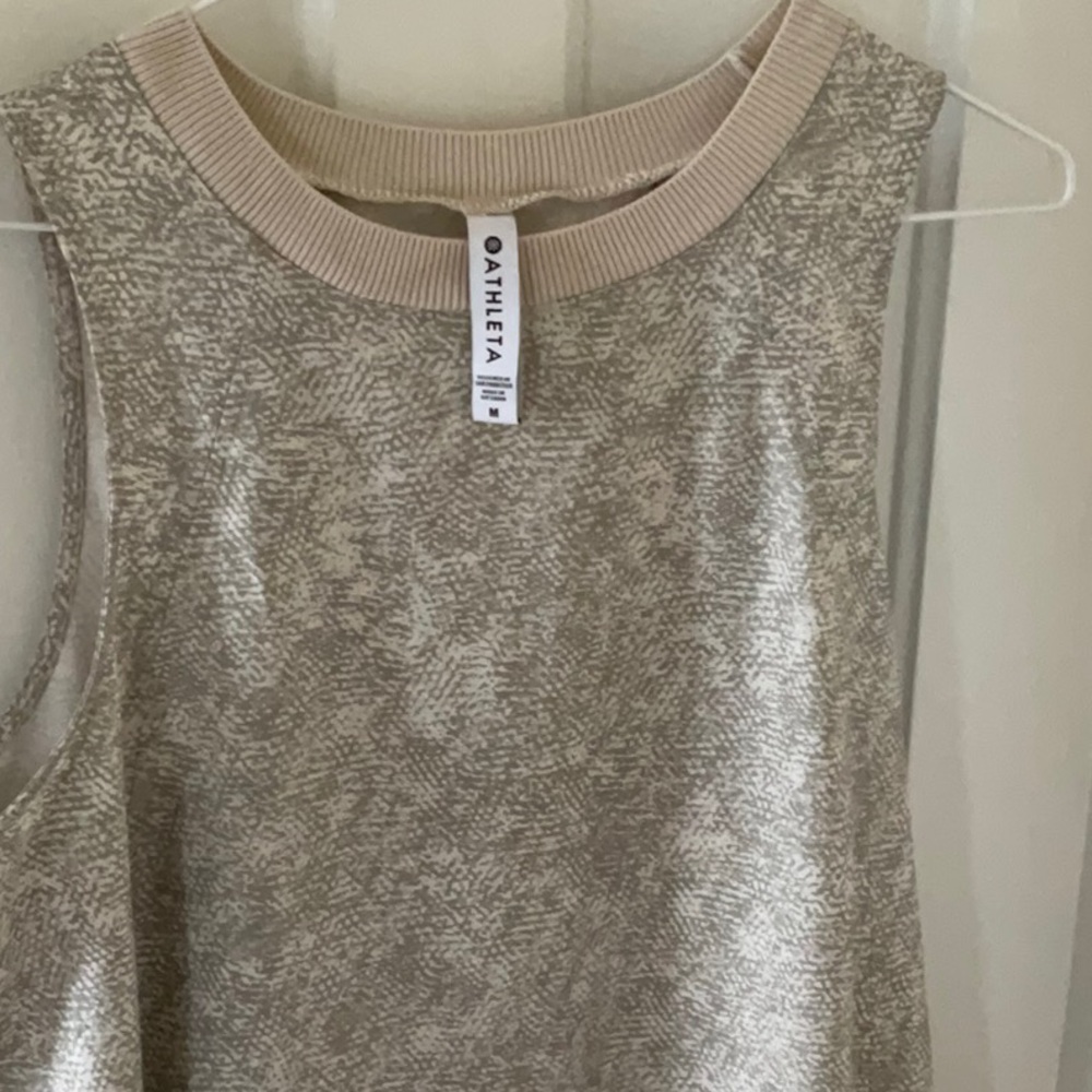 - Athleta Zephyr Tank Top